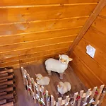 Chale Zimbro, Serra Da Estrela, * Penhas da Saúde