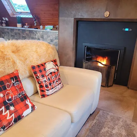 Chale Zimbro, Serra Da Estrela, * Penhas da Saúde