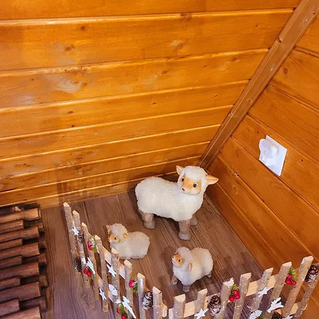 Chale Zimbro, Serra Da Estrela, * Penhas da Saúde