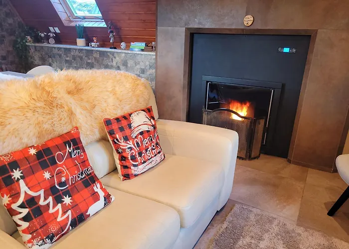 Chale Zimbro, Serra Da Estrela, * Penhas da Saude