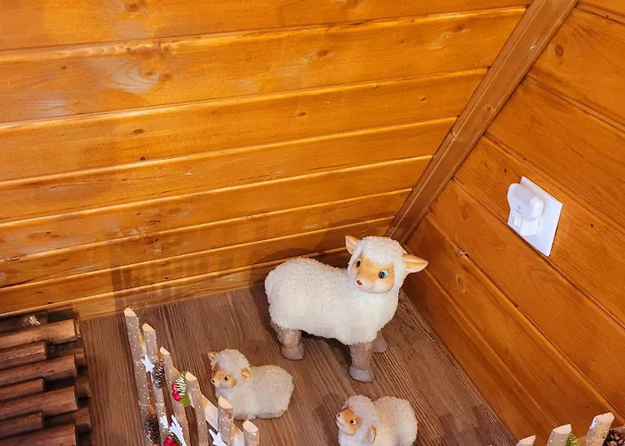 Chale Zimbro, Serra Da Estrela, * Penhas da Saude